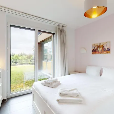 Modern Flat With Beautiful Outdoor Space Διαμέρισμα Le Mont-Sur-Lausanne