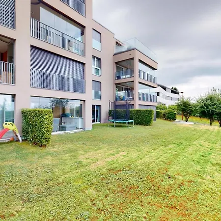 Apartmán Modern Flat With Beautiful Outdoor Space